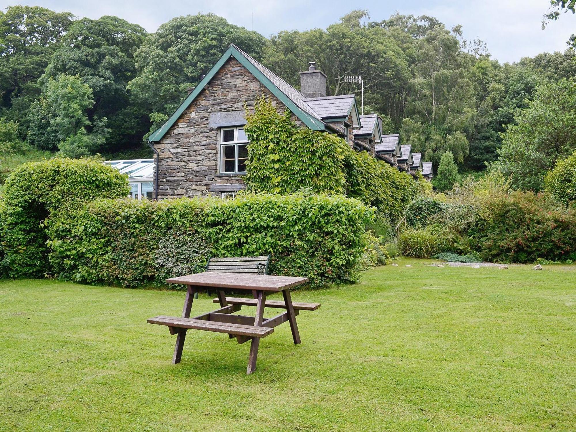 Erw Goed Hen Stabl Villa Arthog Bagian luar foto